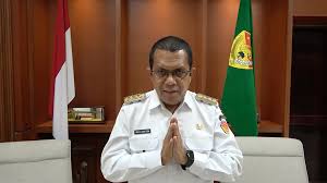 Menelusuri Jejak dan Visi Politik: Profil Gubernur Emanuel Melkiades Provinsi Nusa Tenggara Timur