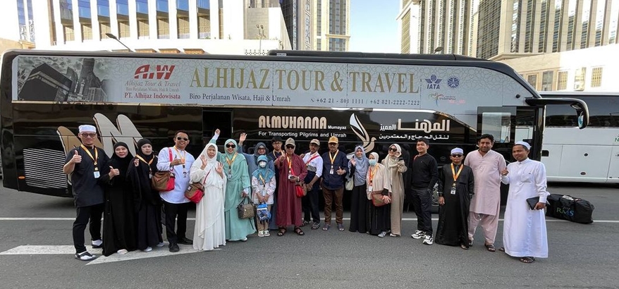 Rasakan Layanan Premium Saat Umroh, Ini Kelebihan Alhijaz Indowisata